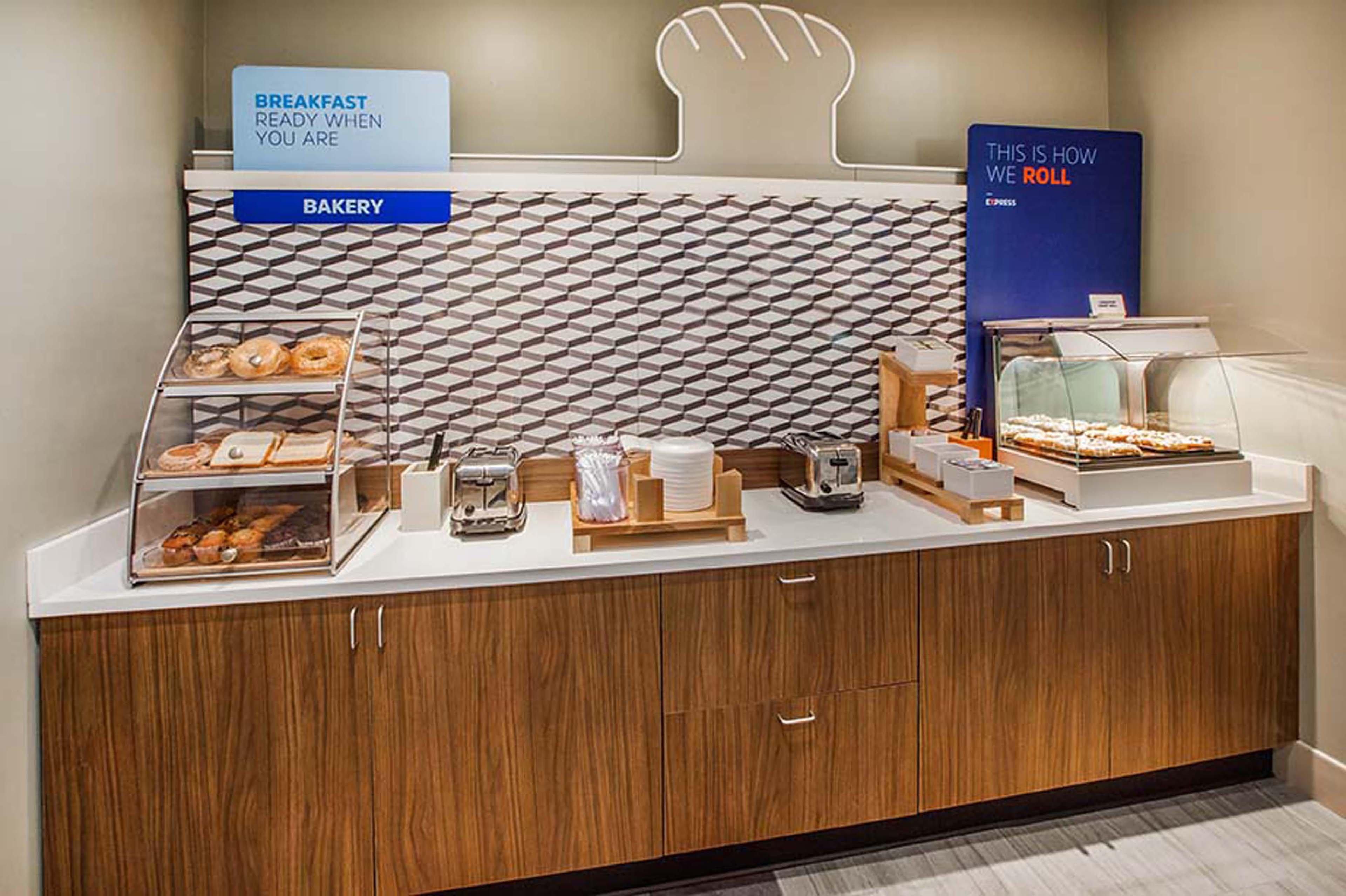 Holiday Inn Express Hotel & Suites Dallas Lewisville By Ihg Dış mekan fotoğraf